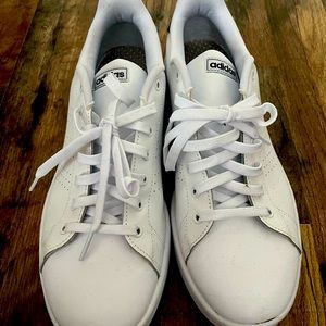 Adidas cloud foam sneakers